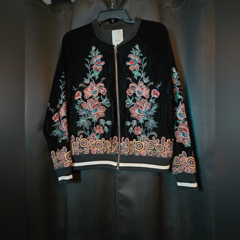 Elevenses Velvet Embroidered Bomber Jacket – Black Floral – Size S